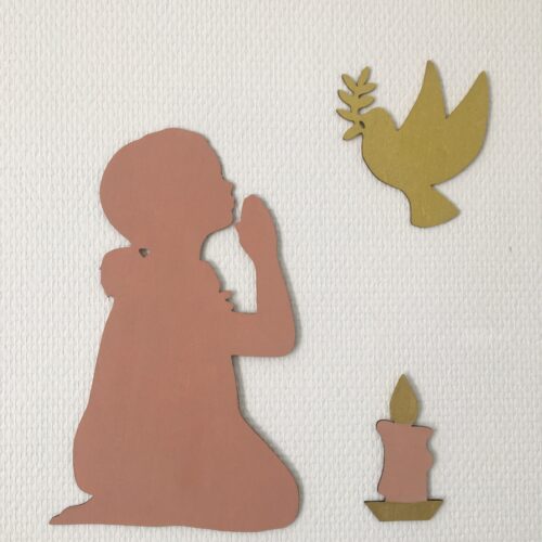 Coin prière enfant silhouette grande fille - vieux rose